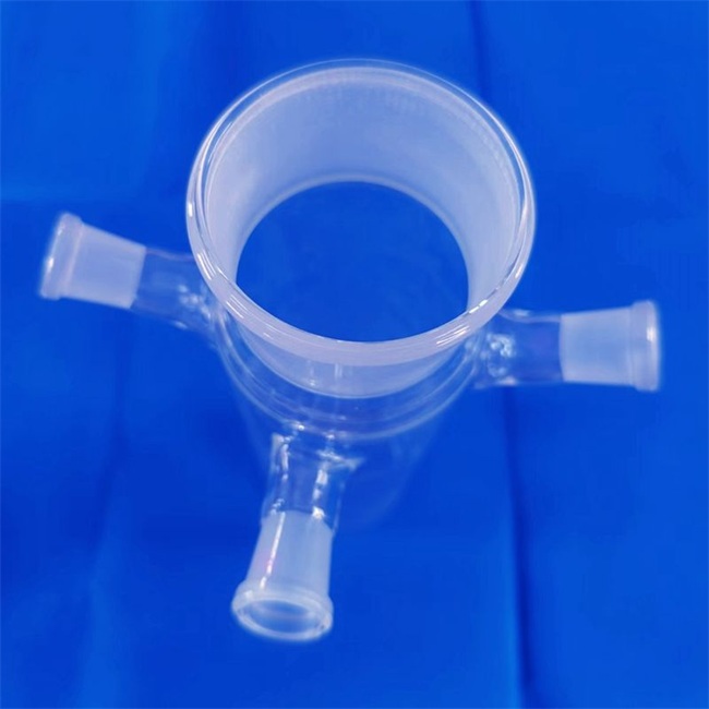 Three neck quartz flask supplier Lieferant von Dreihals-Quarzkolben