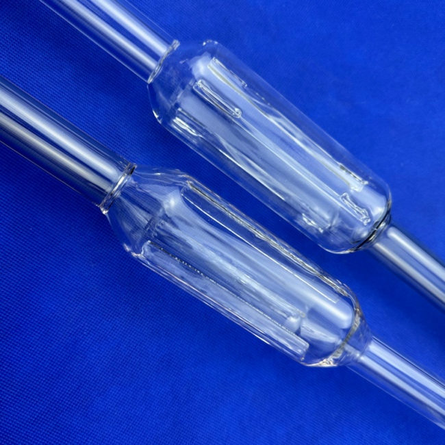 High-transparency quartz tube أنبوب كوارتز عالي الشفافية