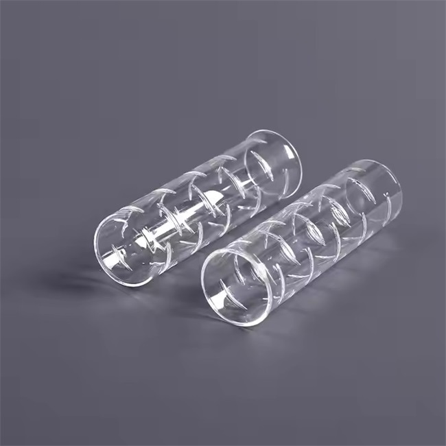 Fabricant de tube en verre de quartz fondu transparent en spirale à paroi intérieure