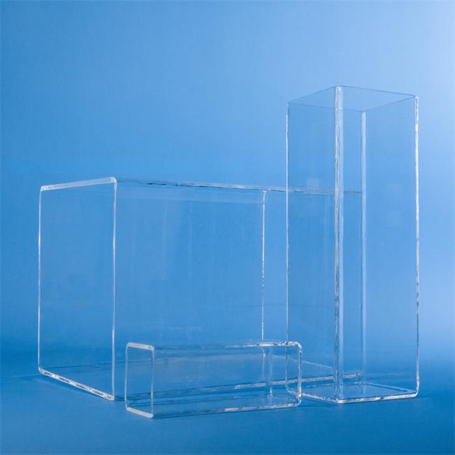 Corrosion resistant quartz square container factory Fabbrica di contenitori quadrati in quarzo resistente alla corrosione