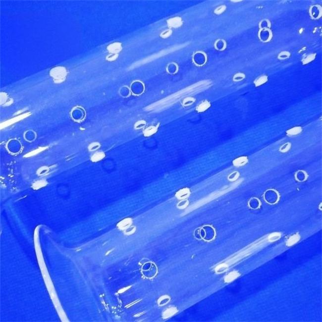 High precision quartz porous tube factory Usine de tubes poreux en quartz de haute précision