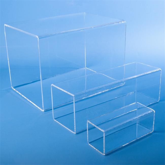 Corrosion resistant quartz square container Contenitore quadrato in quarzo resistente alla corrosione