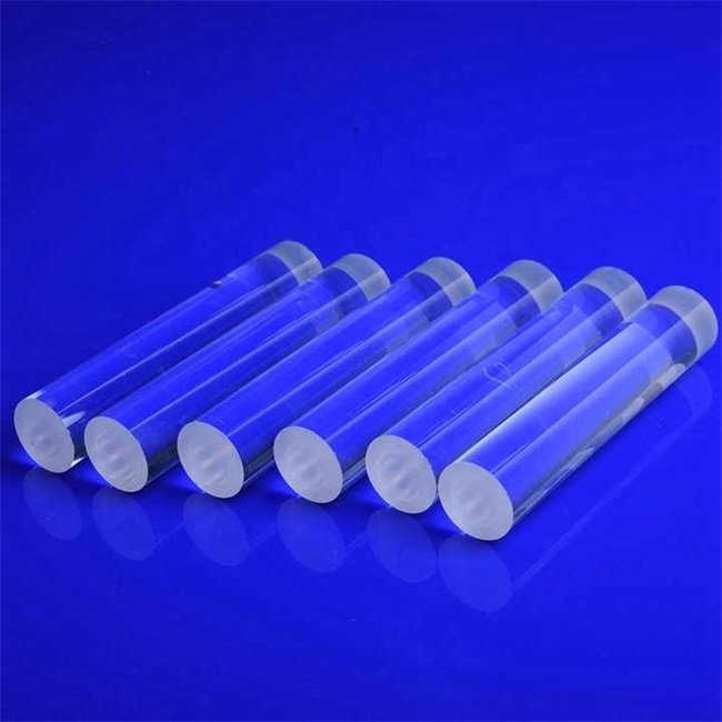 Quartz rod for waste gas treatment of environmental protection equipment Asta al quarzo per il trattamento dei gas di scarico delle apparecchiature di protezione ambientale