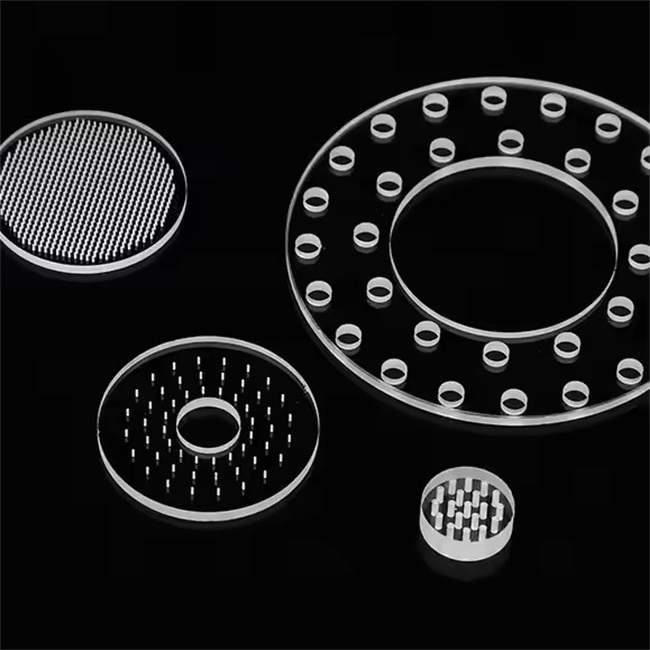 High gloss perforated quartz plate Глянцевая перфорированная кварцевая пластина