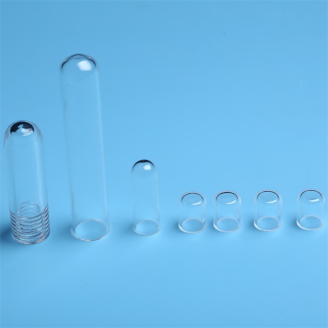 Application of high temperature resistant quartz glass tube in optical lighting Aplicación de tubo de vidrio de cuarzo resistente a altas temperaturas en iluminación óptica.