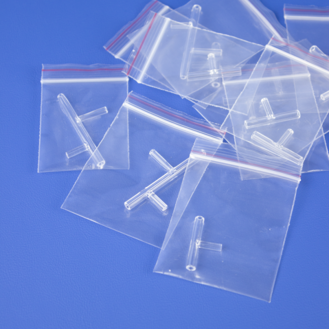 Transparent T-shaped quartz tube wholesaler تاجر الجملة لأنبوب الكوارتز الشفاف على شكل حرف T