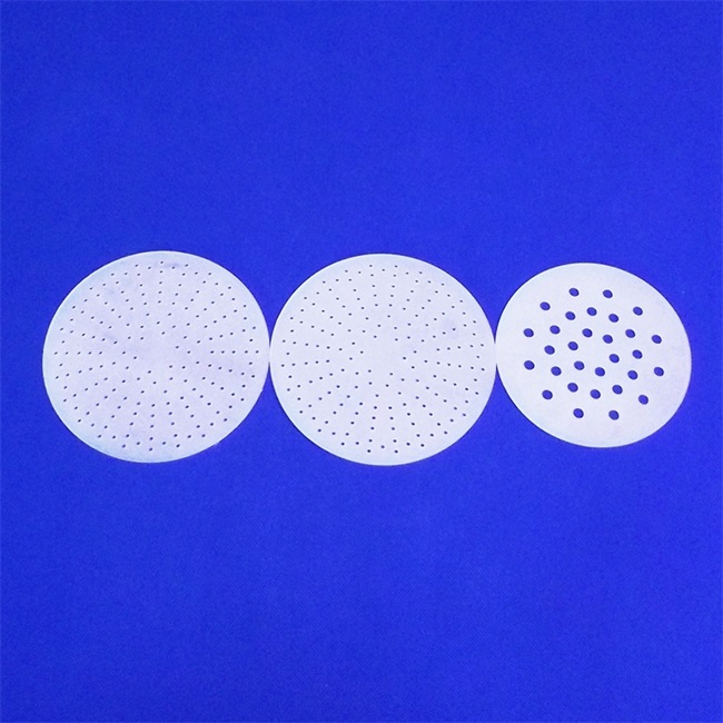 Customized White Fused and Polished Porous Quartz Plates ألواح كوارتز مسامية منصهرة ومصقولة باللون الأبيض مخصصة