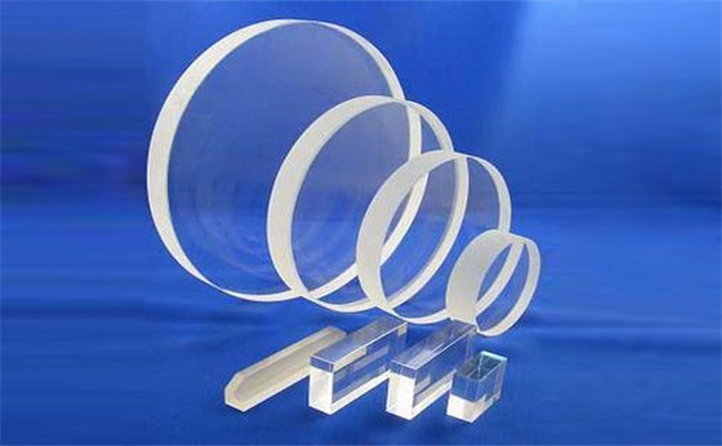 What is the transparency of quartz plates Was ist die Transparenz von Quarzplatten?