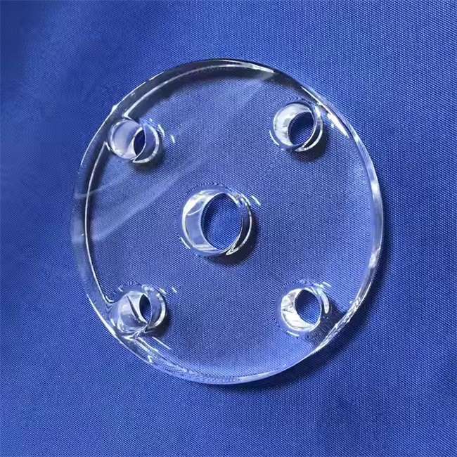 Transparent thickened perforated quartz circular plates 透明な厚い穴あき石英円板