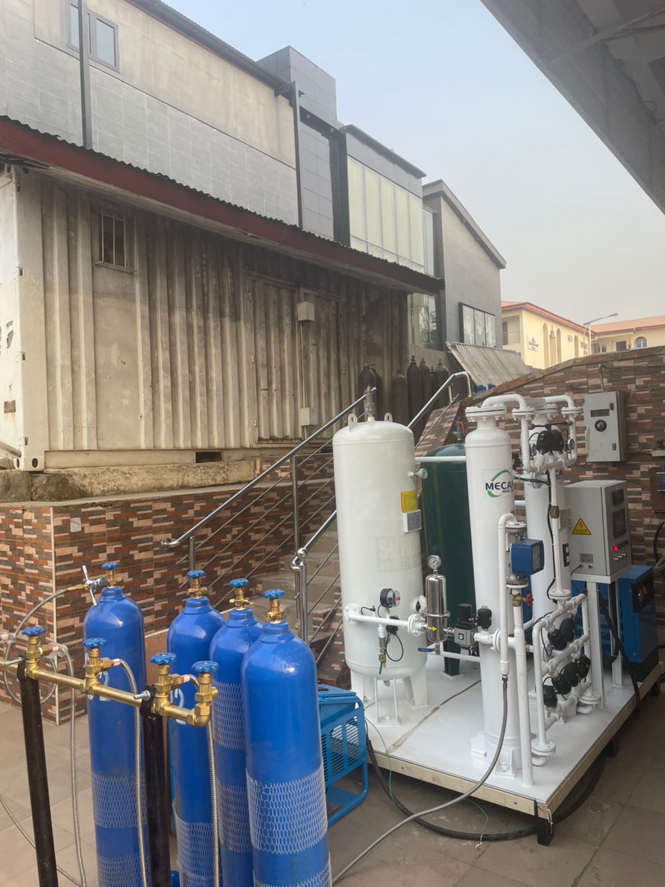 Hingpit nga na-install nga PSA oxygen generator