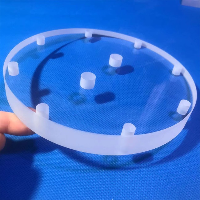 Plaque de verre de quartz perfor&eacute;e optique
