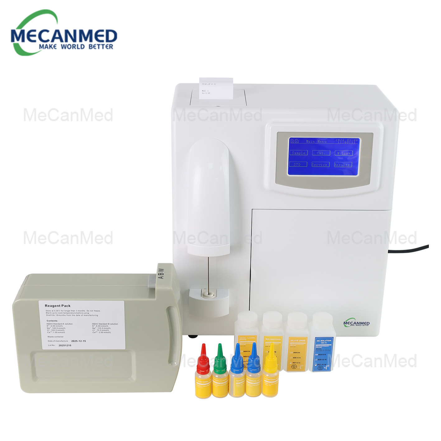MECANMED MCL2259 電解質分析儀在乾淨的背景上配有試劑包和彩色試劑瓶。