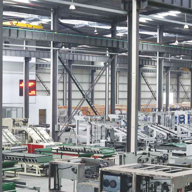 DAI'S productielijn voor stansmachines met geavanceerde productieapparatuur