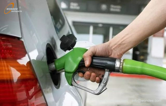 Unqualified gasoline (1)
