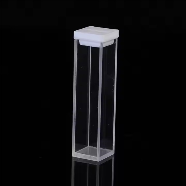 UV-optische Quarzk&uuml;vetten