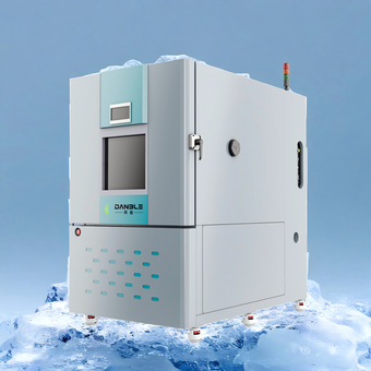 Testkamer met constante temperatuur en vochtigheid