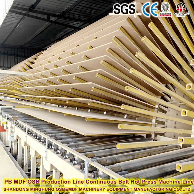 PB MDF OSB &ouml;n&uuml;m&ccedil;ilik lini&yacute;asynyň yzygiderli gyzgyn metbugat lini&yacute;asy &uuml;&ccedil;in guradyjy gap