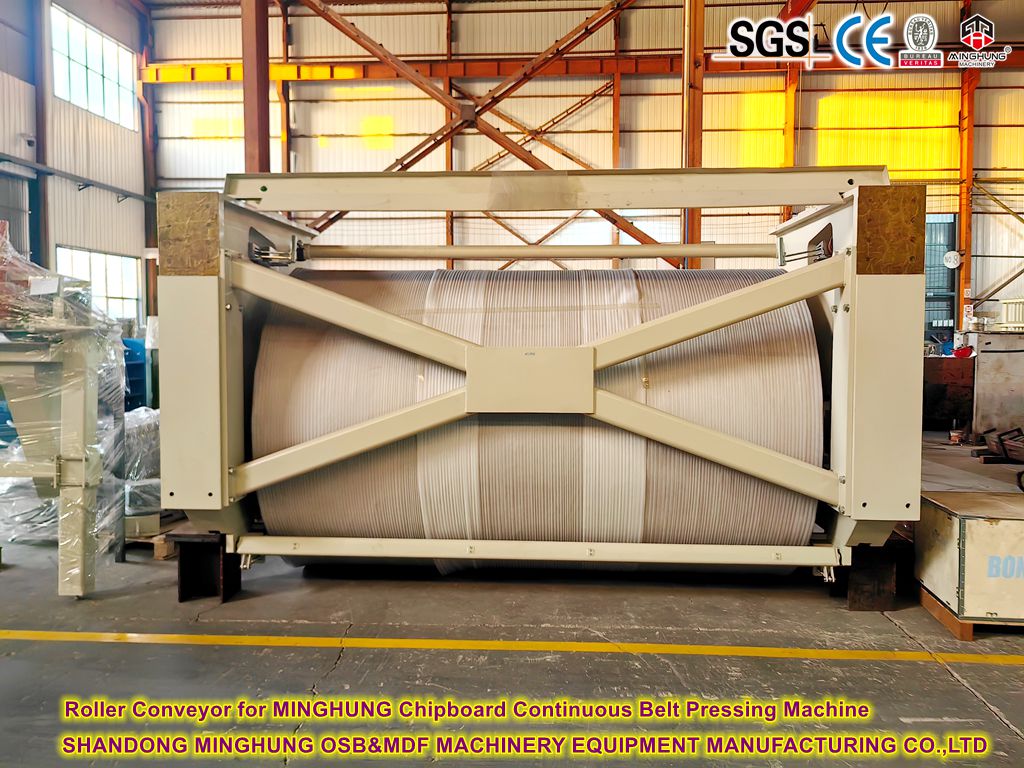 Rollenbahn f&uuml;r MINGHUNG Spanplatten-Kontinuierpressmaschine