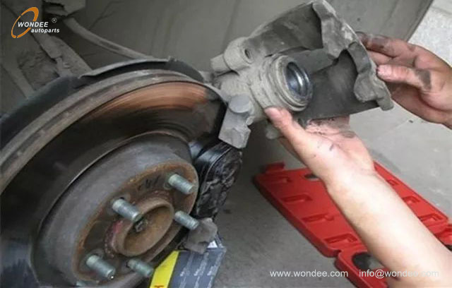 brake systems maintain (1)