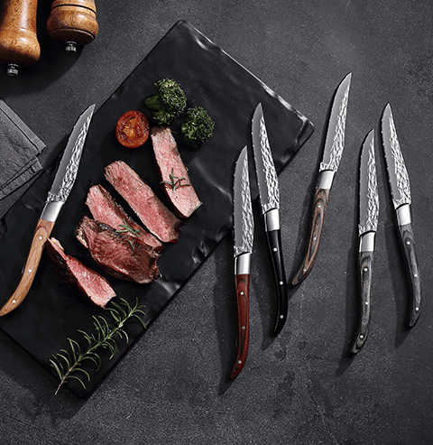 Dreven&aacute; rukov&auml;ť​​​​​​​S&uacute;prava steakov&yacute;ch nožov