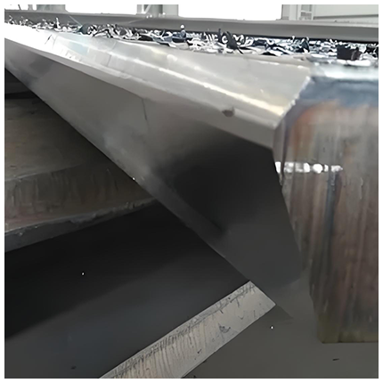 صناعة البناء والسفن.1