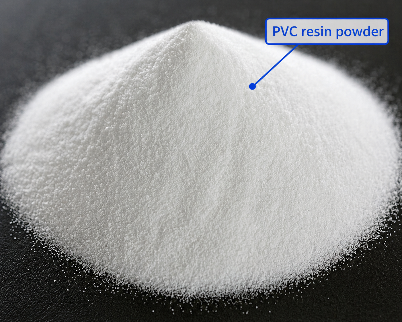 P&oacute; de resina de cloreto de polivinila (PVC) puro de alta qualidade K-67 usado como matriz polim&eacute;rica de base em formula&ccedil;&otilde;es de extrus&atilde;o de tubo r&iacute;gido.