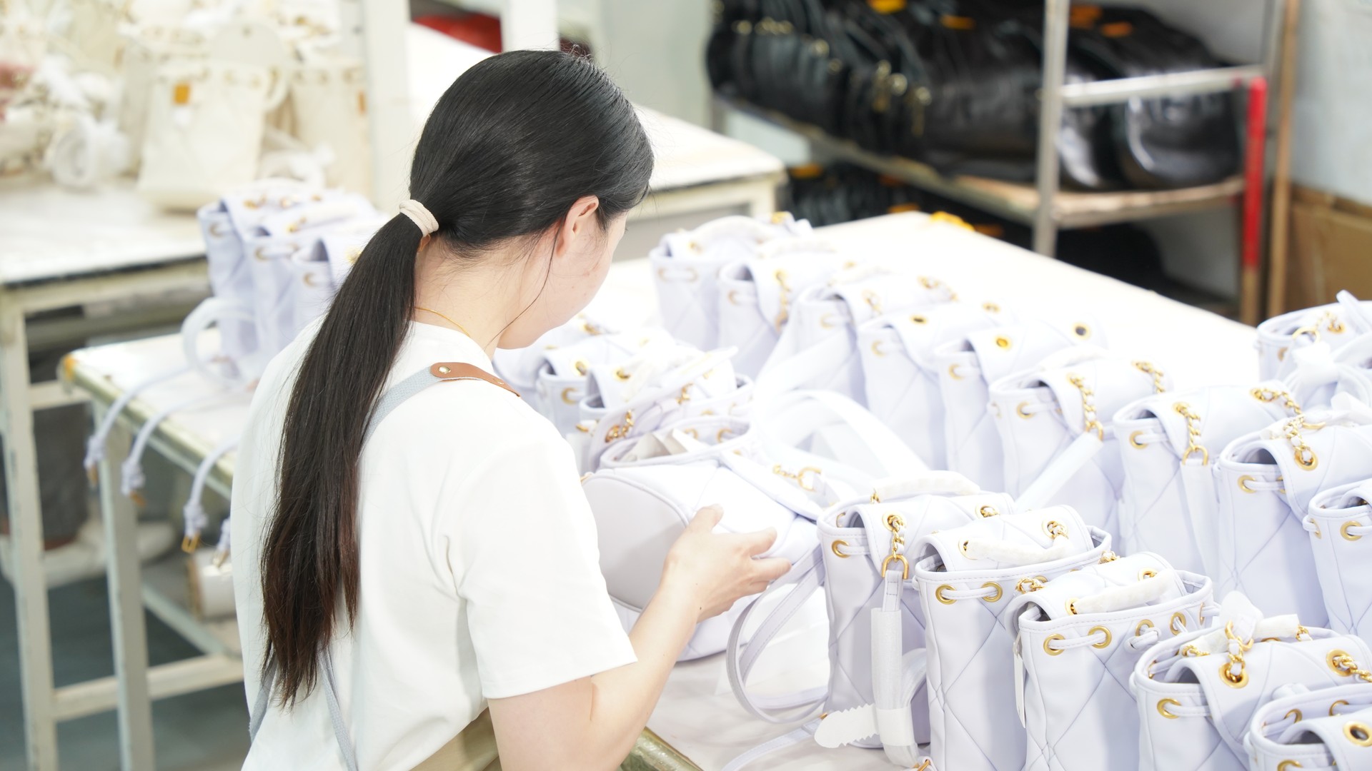 Eyelet Reinforcement & Seam Finishing: Stress Points That Define Longevity