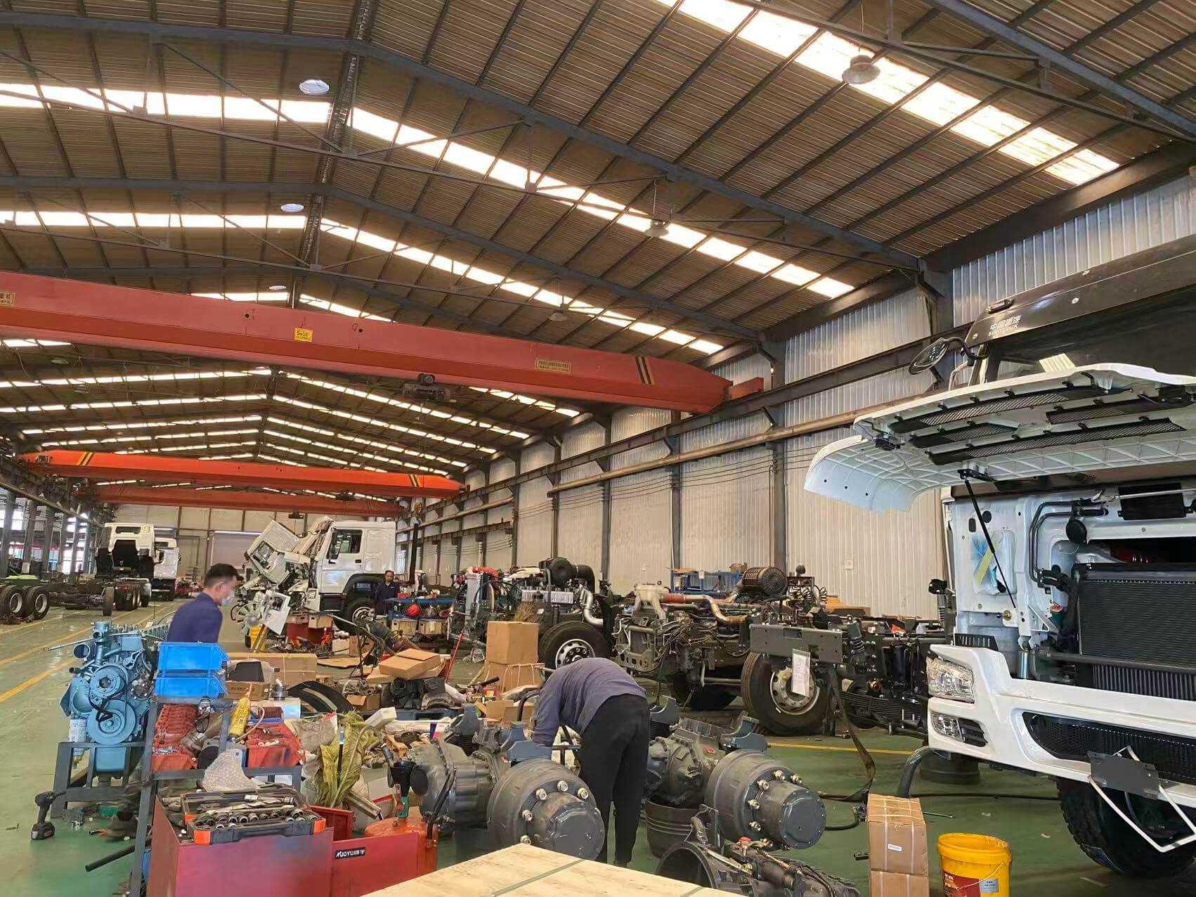 gebruikte vragmotorfabriek.jpg