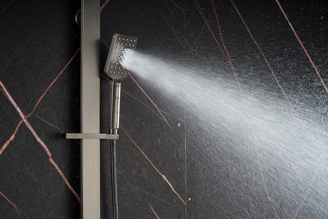 4de56051ce7427c6d4922d129eb6ee34_Watermark-Approval-Luxury-Bathroom-Sanit&auml;r-Ware-Accessory-Brush-Gunmetal-Hand-Shower-Set.jpg